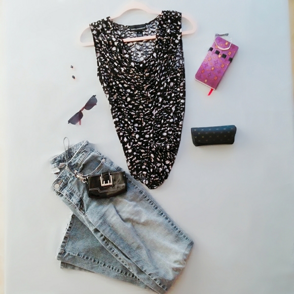 Shirt - Picture 1 of 3